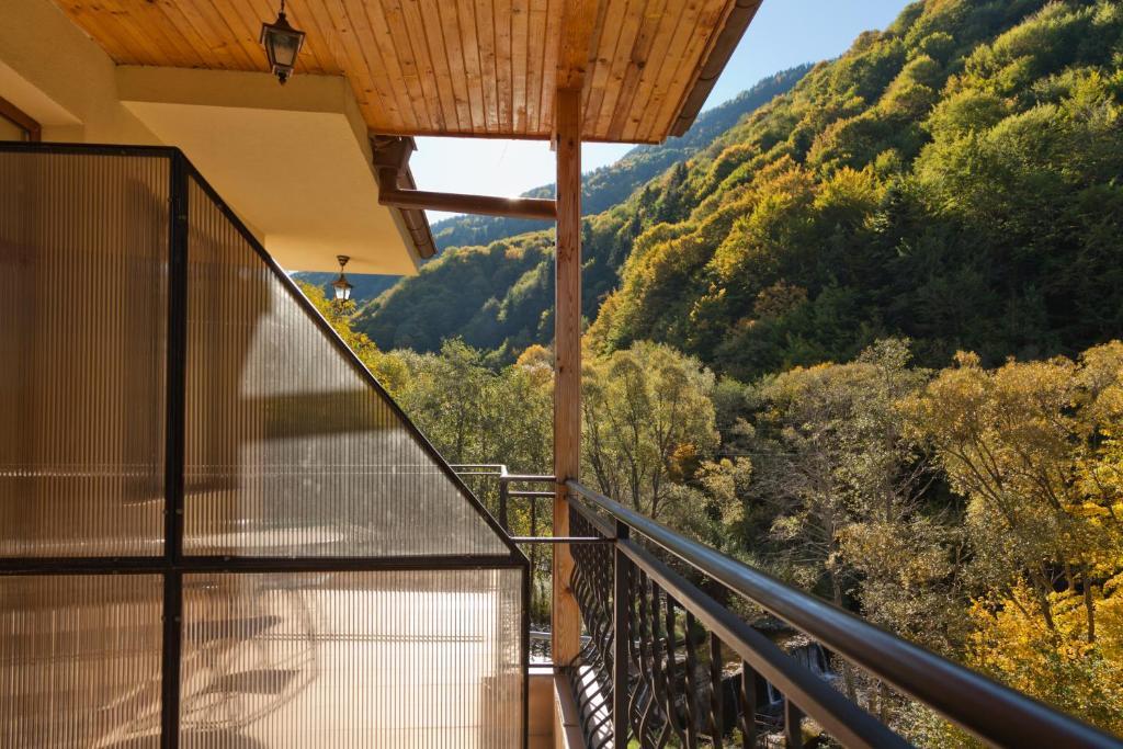 Hotel Family Gorski Kut 2*