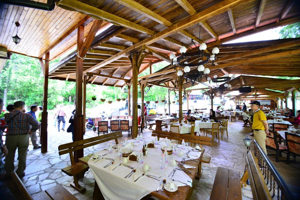 Hotel Family Gorski Kut 2*
