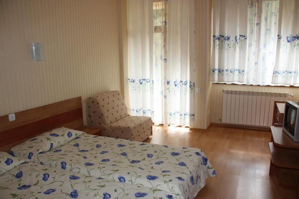Family Gorski Kut Hotel 2*